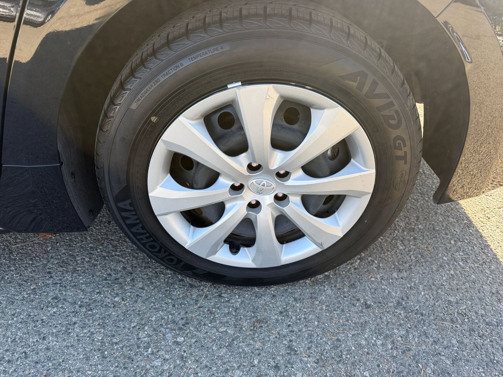 Thumbnail: 2025 Toyota Corolla - 25