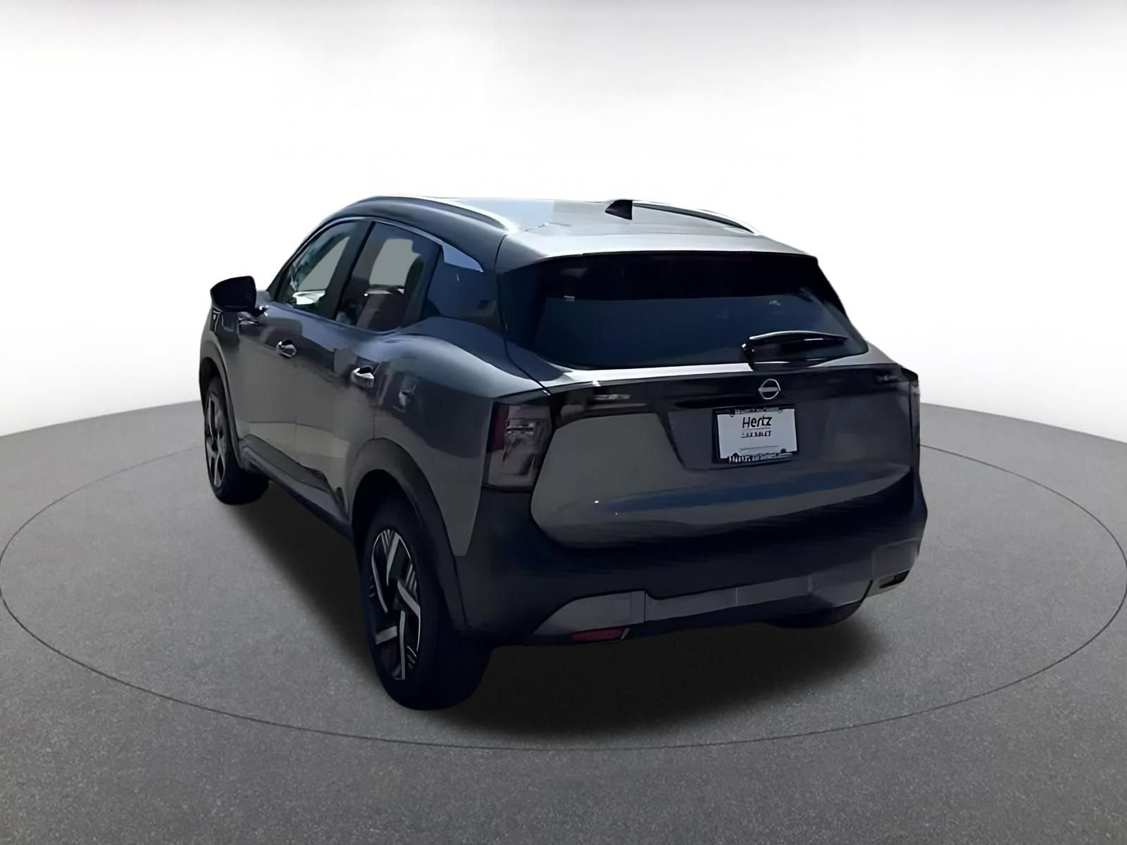 Thumbnail: 2026 Nissan Kicks - 10