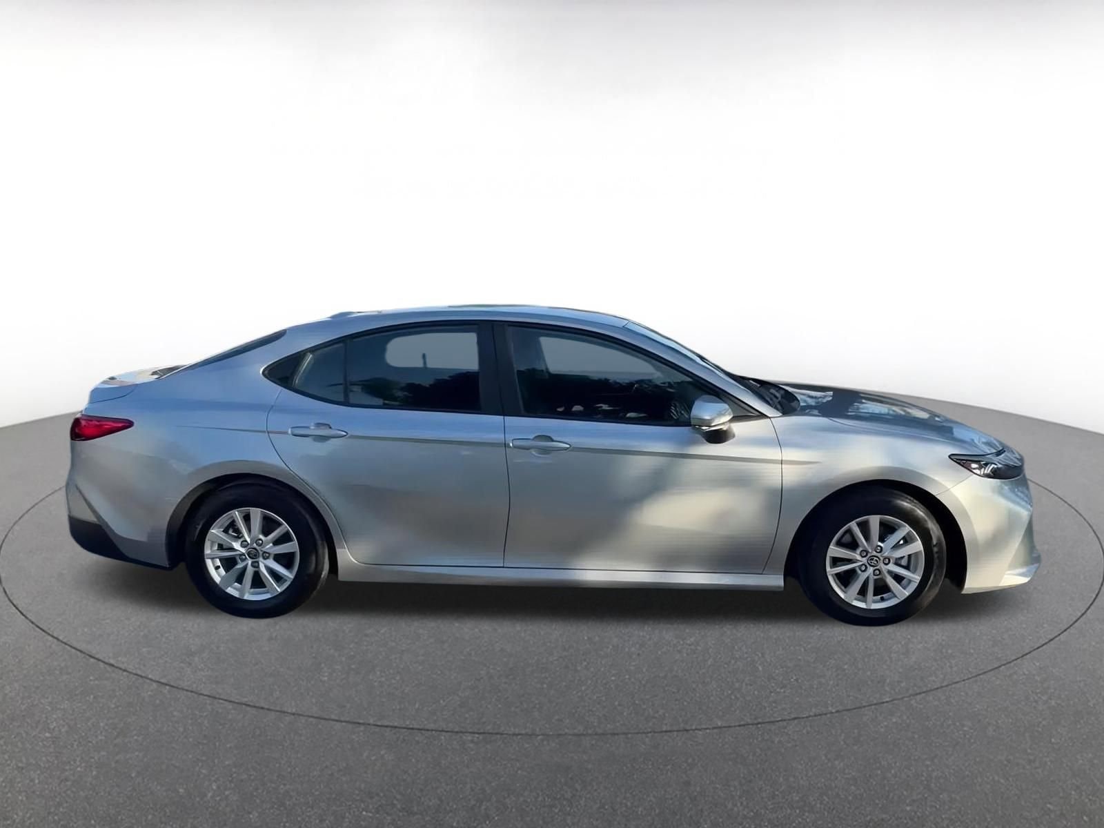 Thumbnail: 2025 Toyota Camry - 16