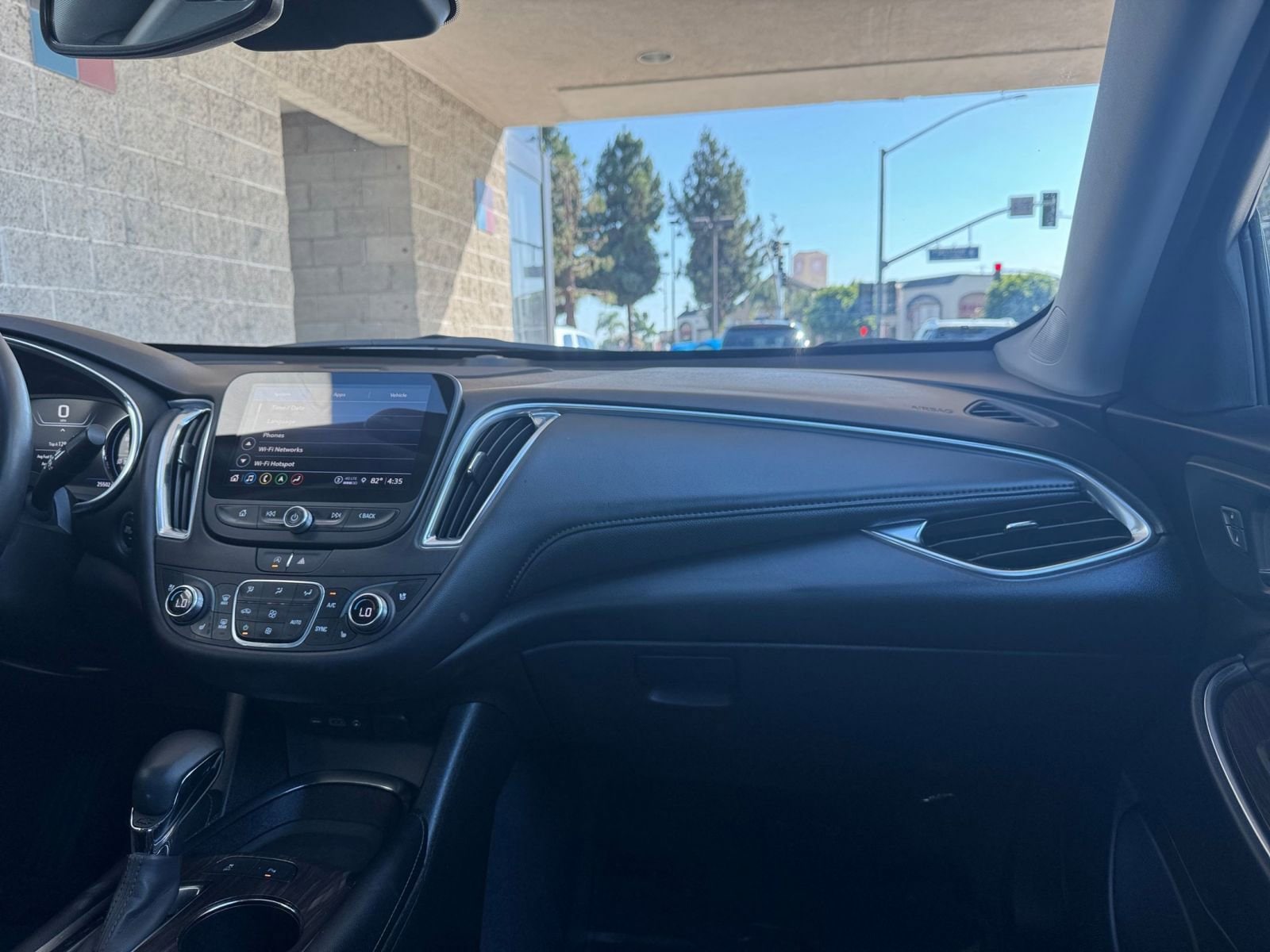 Thumbnail: 2024 Chevrolet Malibu - 35