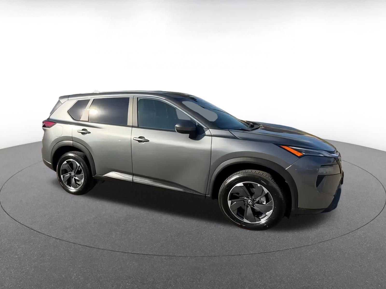 Thumbnail: 2024 Nissan Rogue - 1