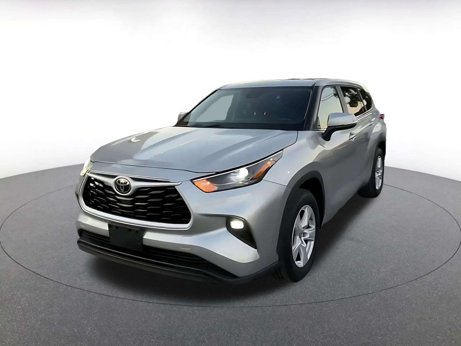 Thumbnail: 2025 Toyota Highlander - 7