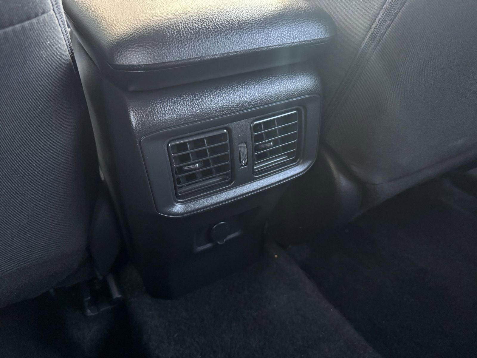 Thumbnail: 2025 Toyota RAV4 - 23