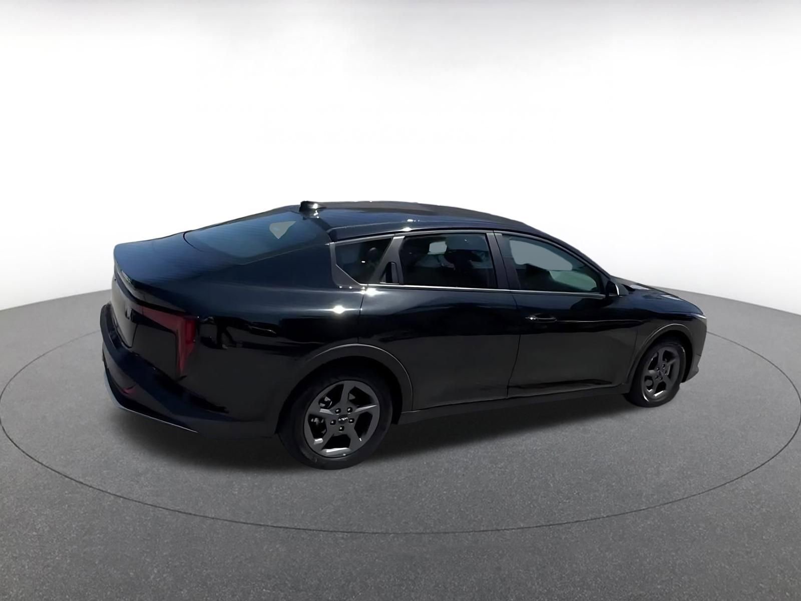 Thumbnail: 2025 Kia K4 - 7