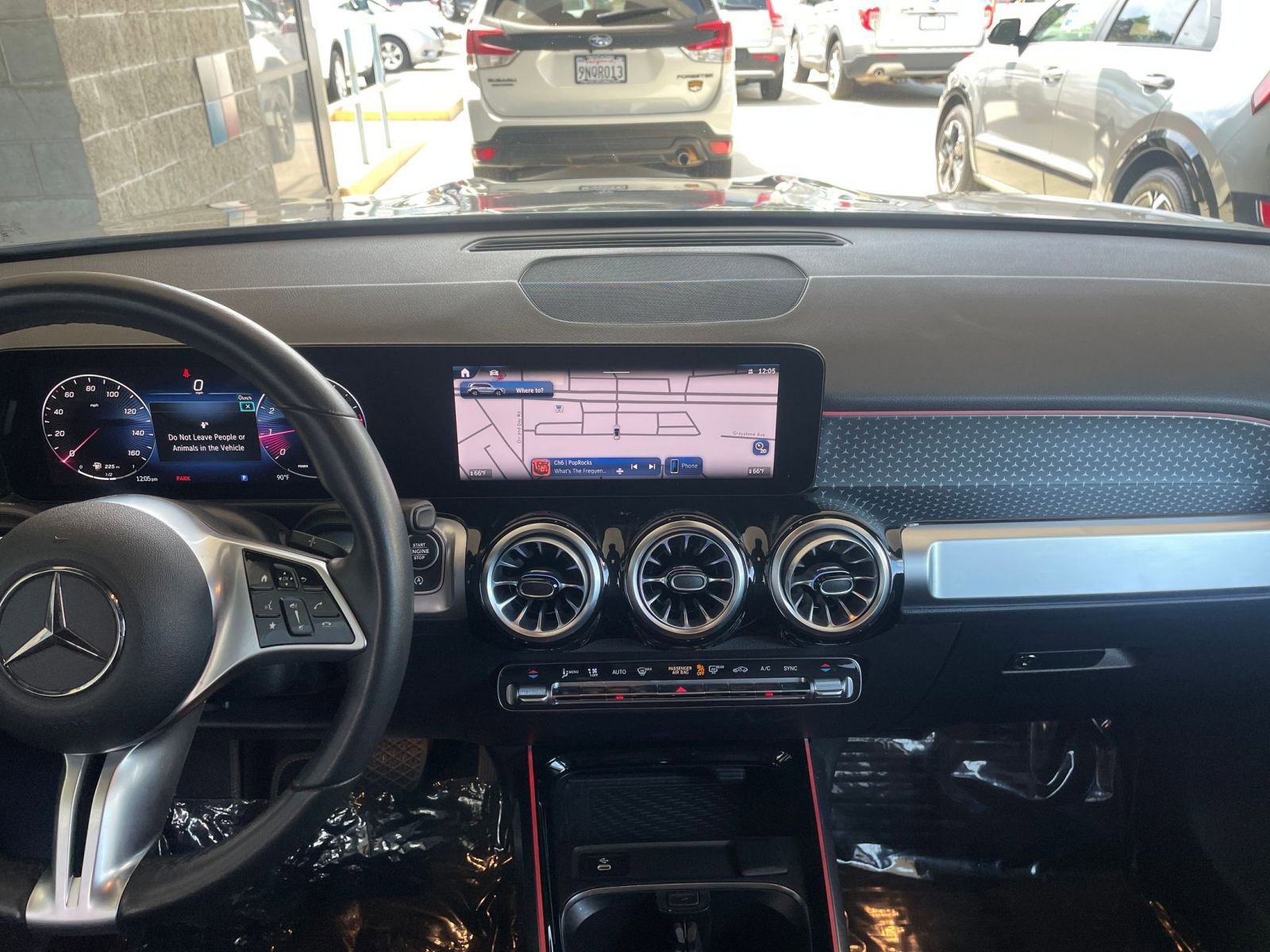 Thumbnail: 2024 Mercedes-Benz GLB - 18