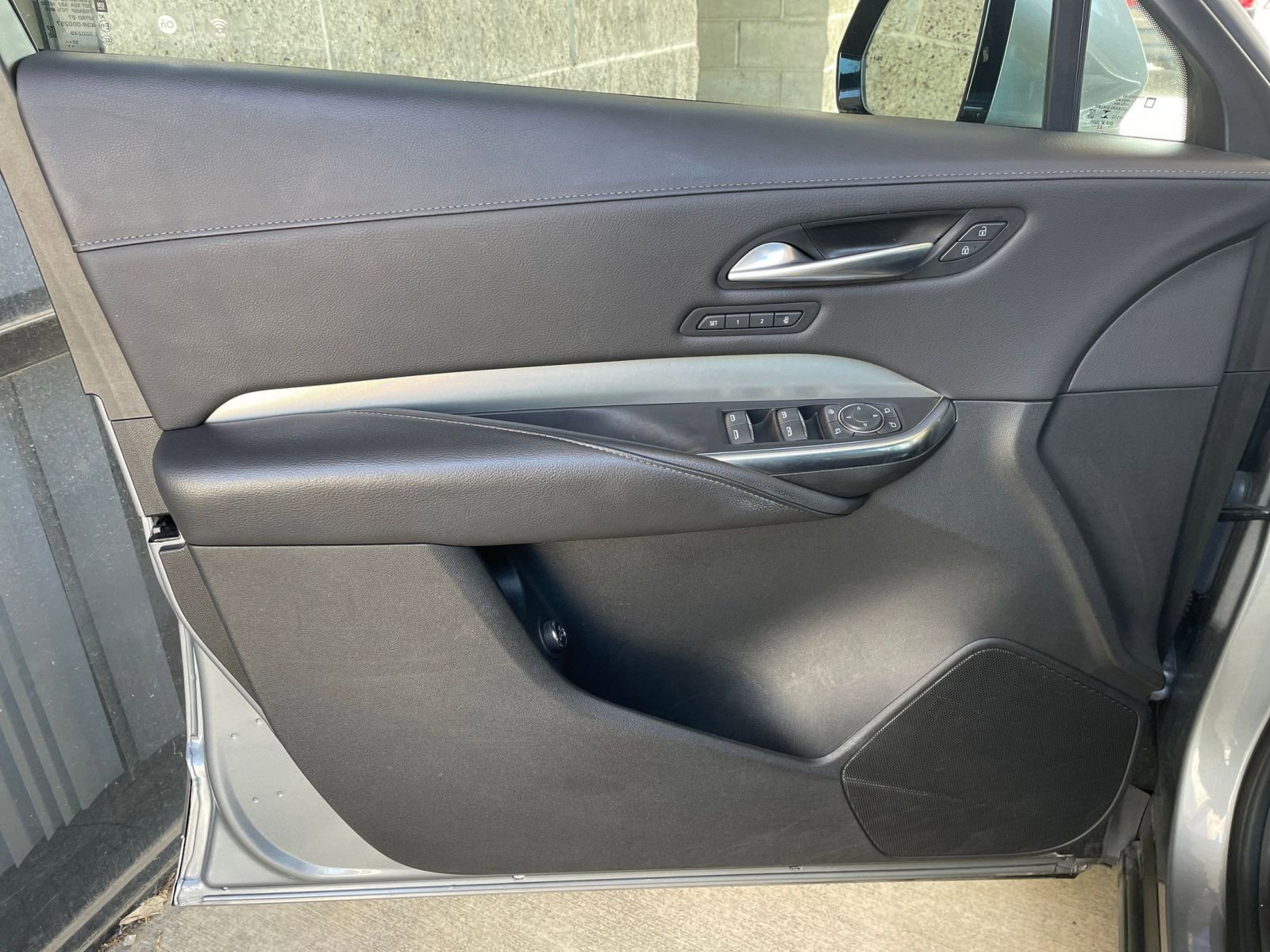 Thumbnail: 2023 Cadillac XT4 - 20