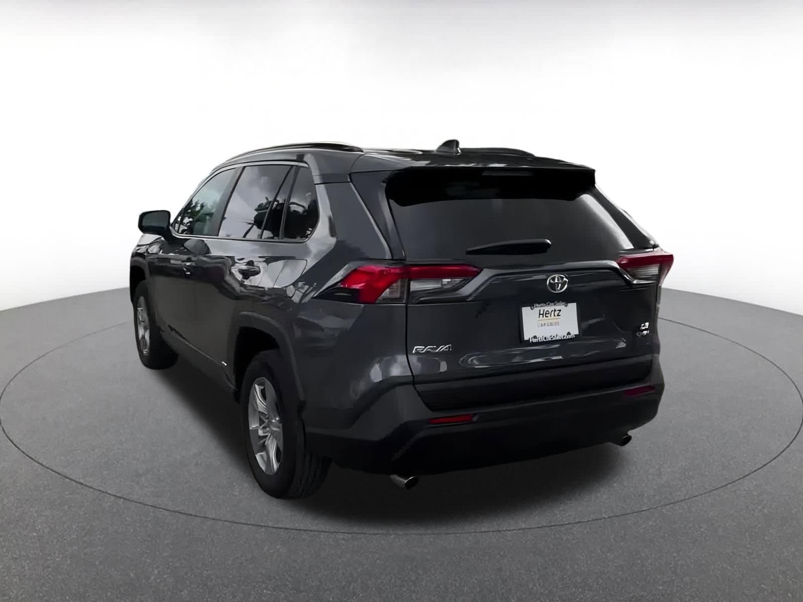 Thumbnail: 2025 Toyota RAV4 - 11