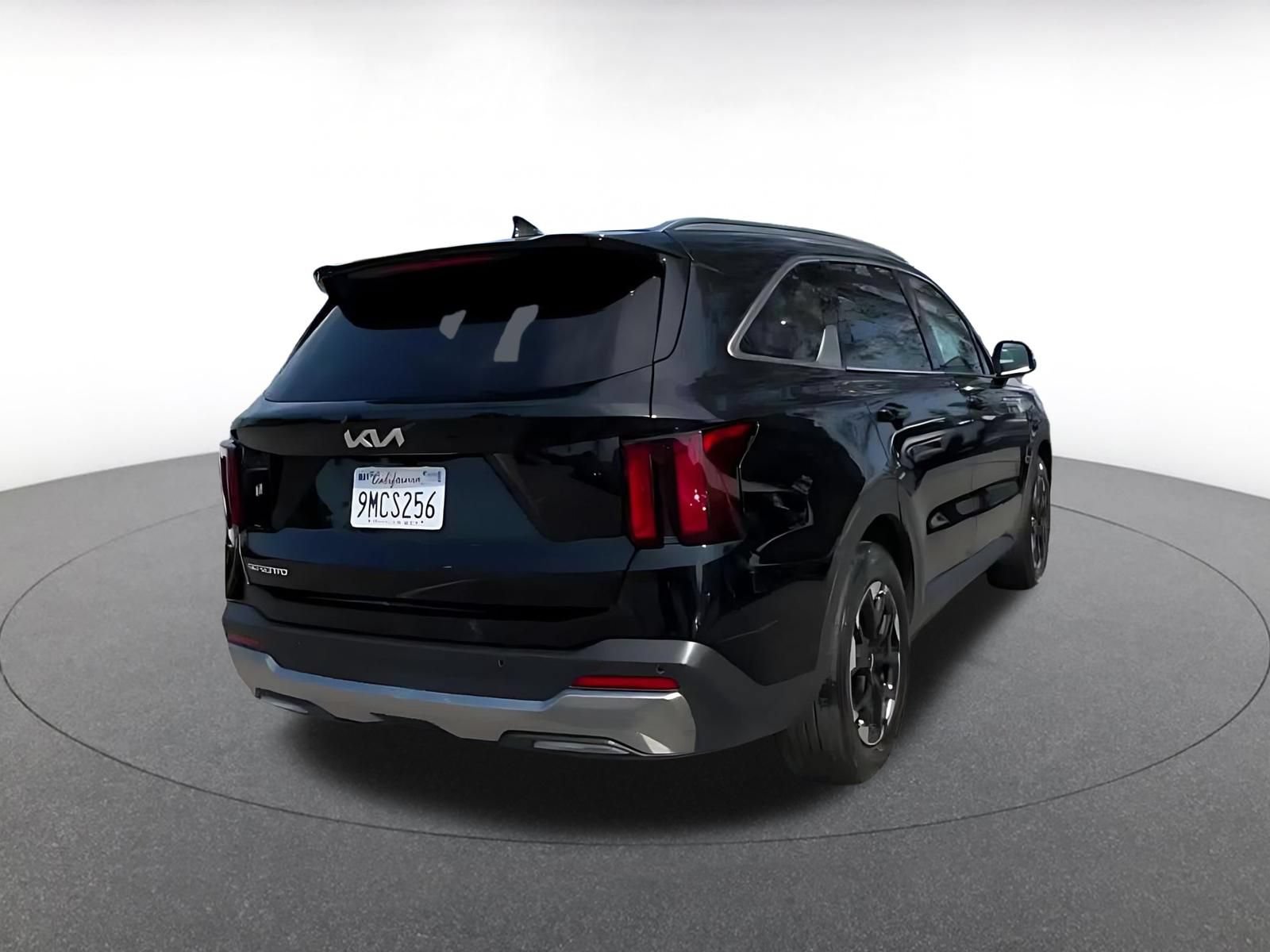 Thumbnail: 2024 Kia Sorento - 14