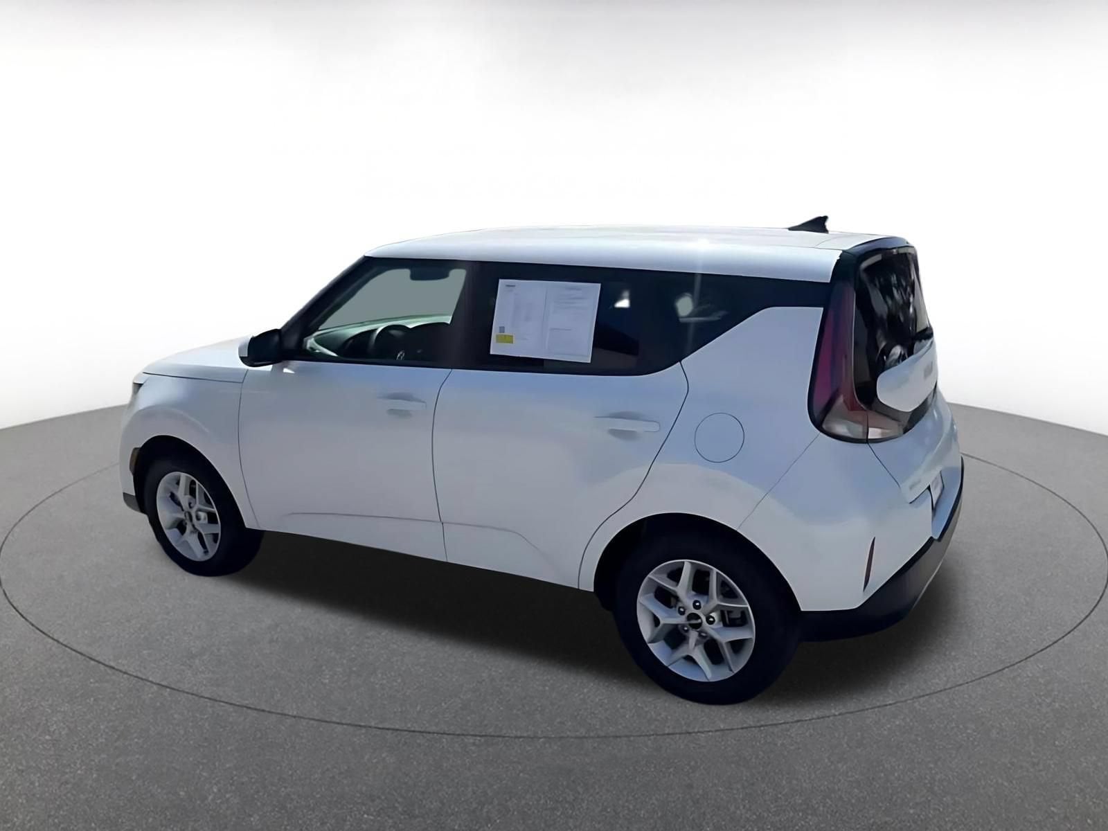 Thumbnail: 2025 Kia Soul - 10