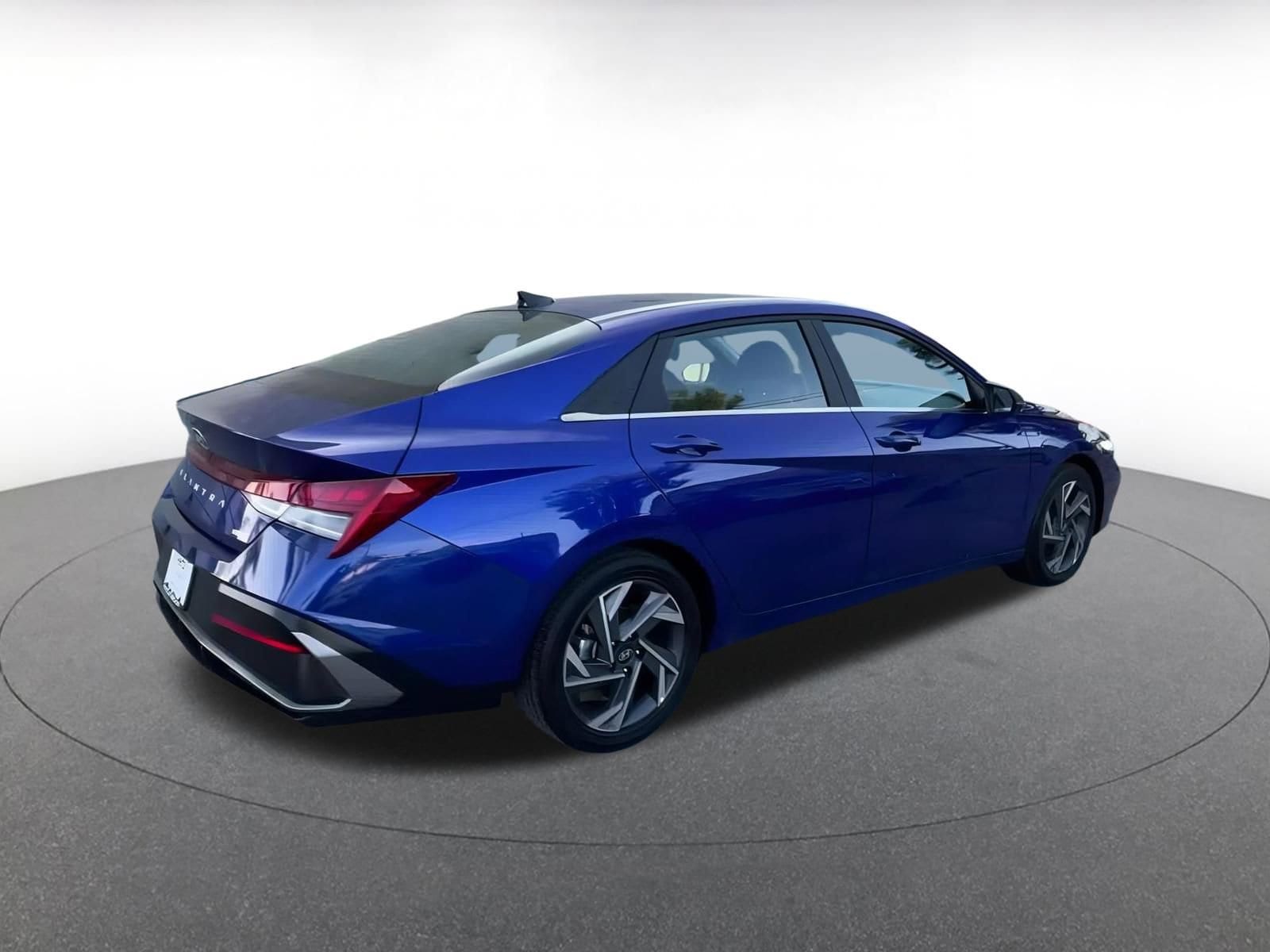 Thumbnail: 2025 Hyundai Elantra - 15