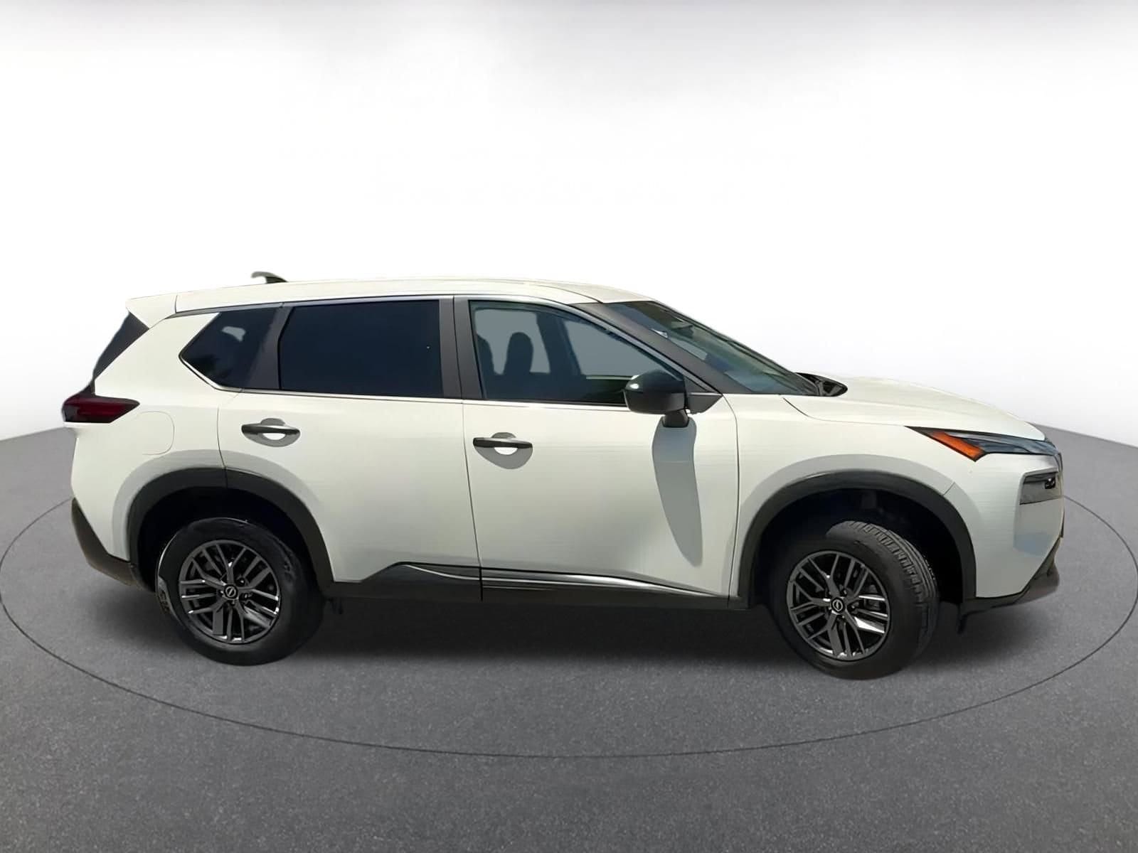 Thumbnail: 2023 Nissan Rogue - 16