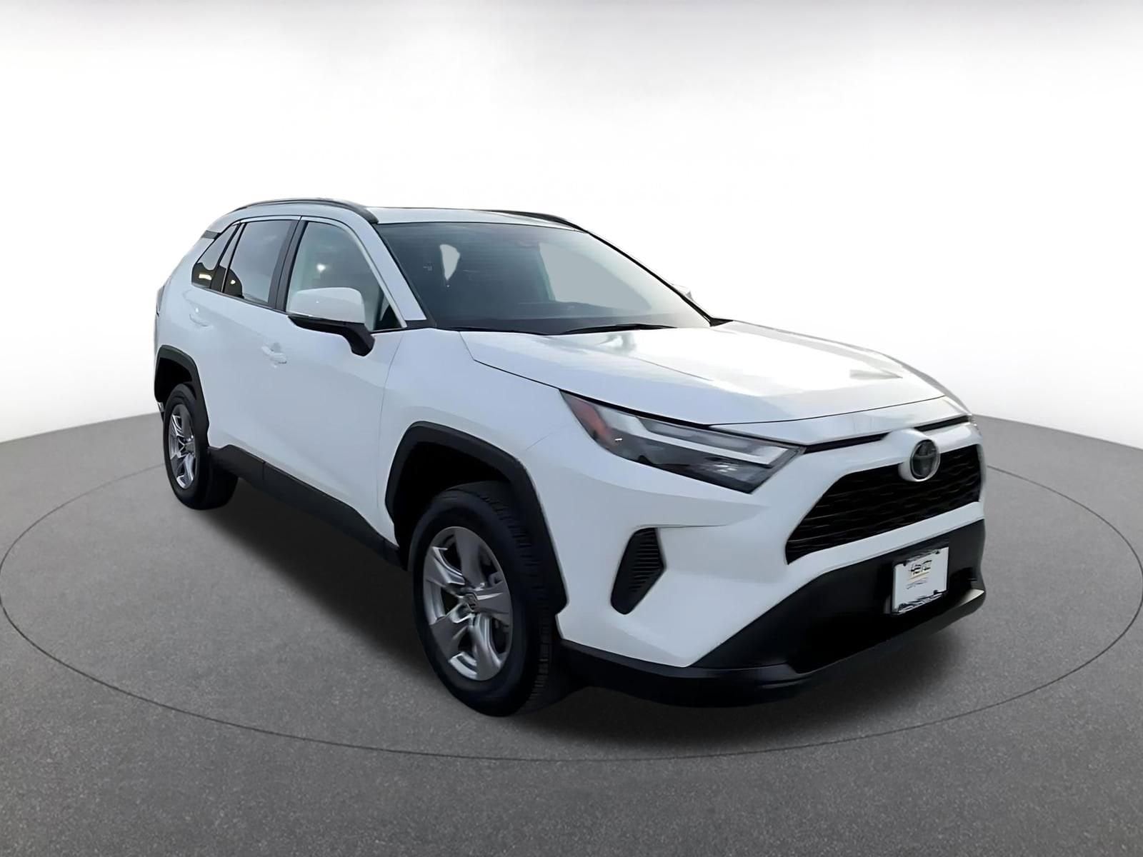 Thumbnail: 2025 Toyota RAV4 - 3