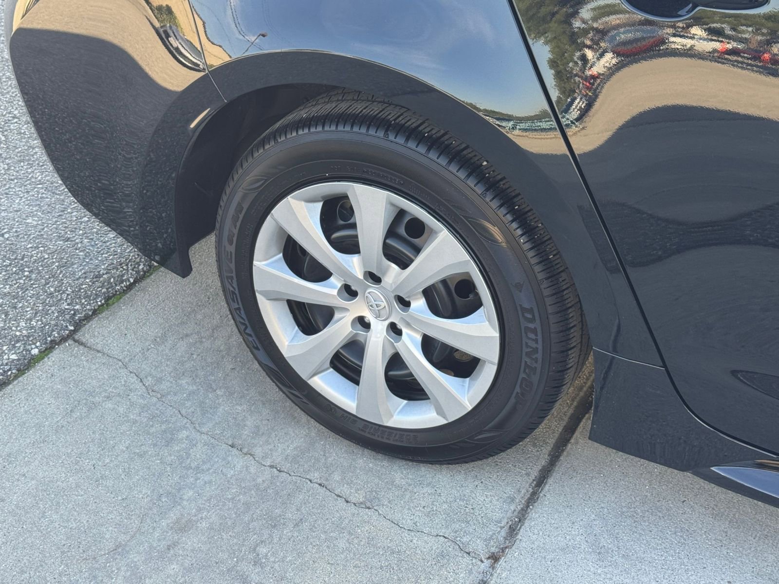 Thumbnail: 2025 Toyota Corolla - 29