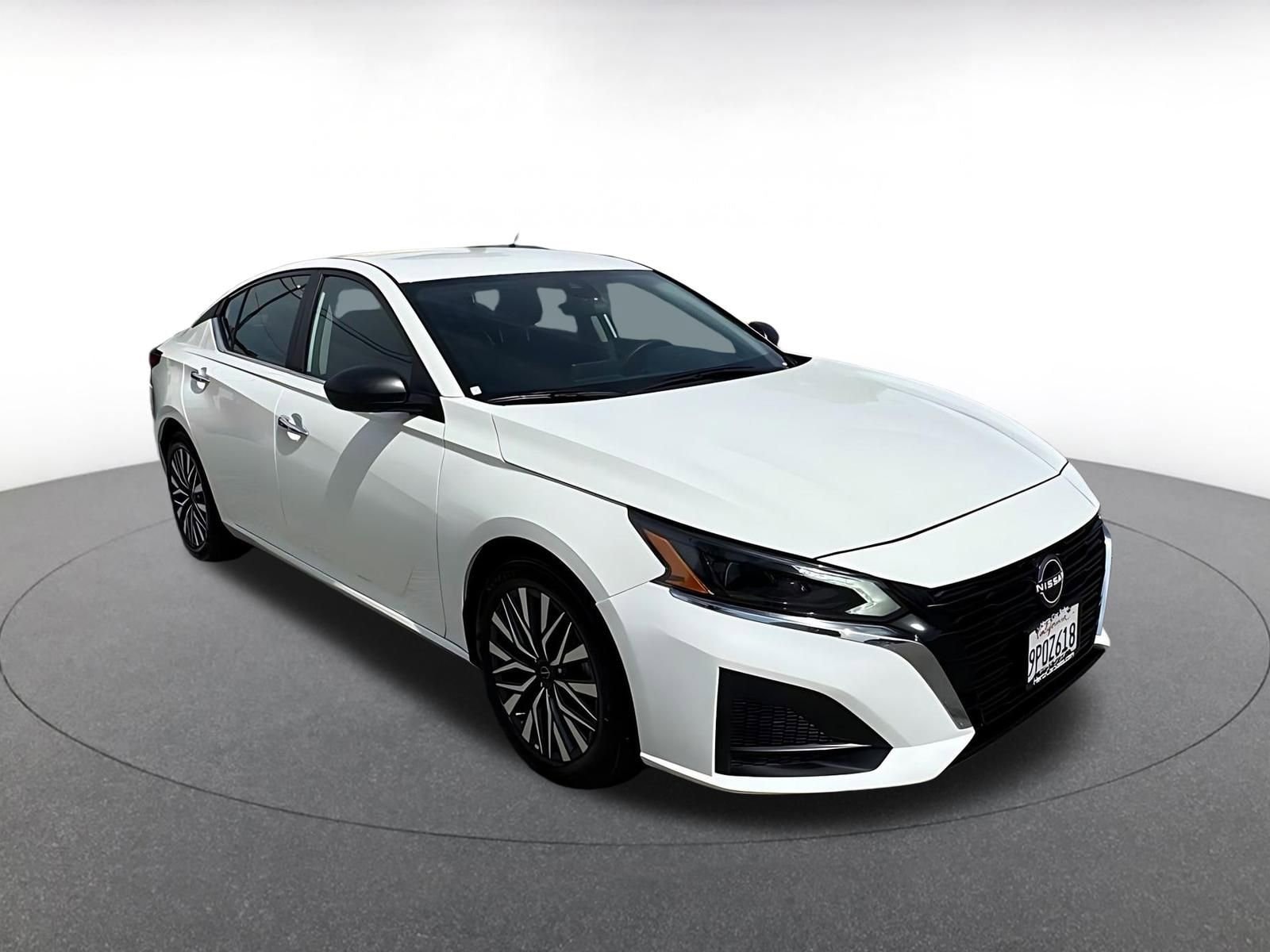 Thumbnail: 2025 Nissan Altima - 1