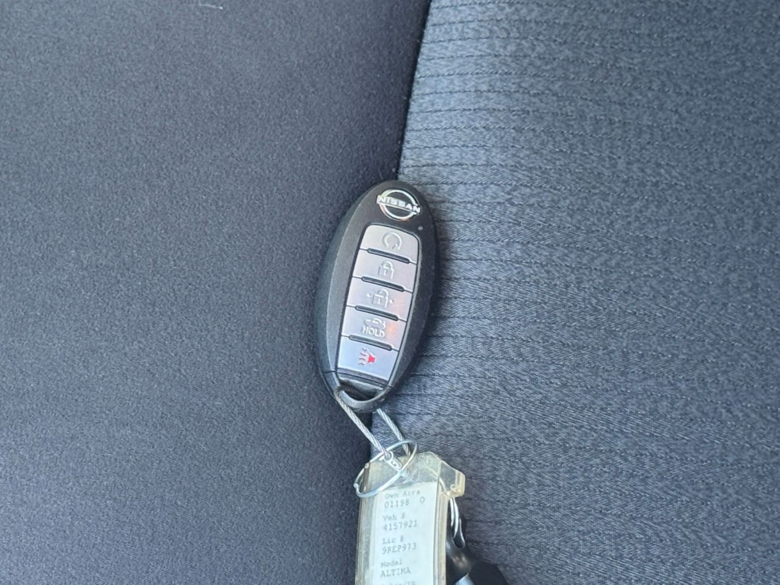 Thumbnail: 2025 Nissan Altima - 25