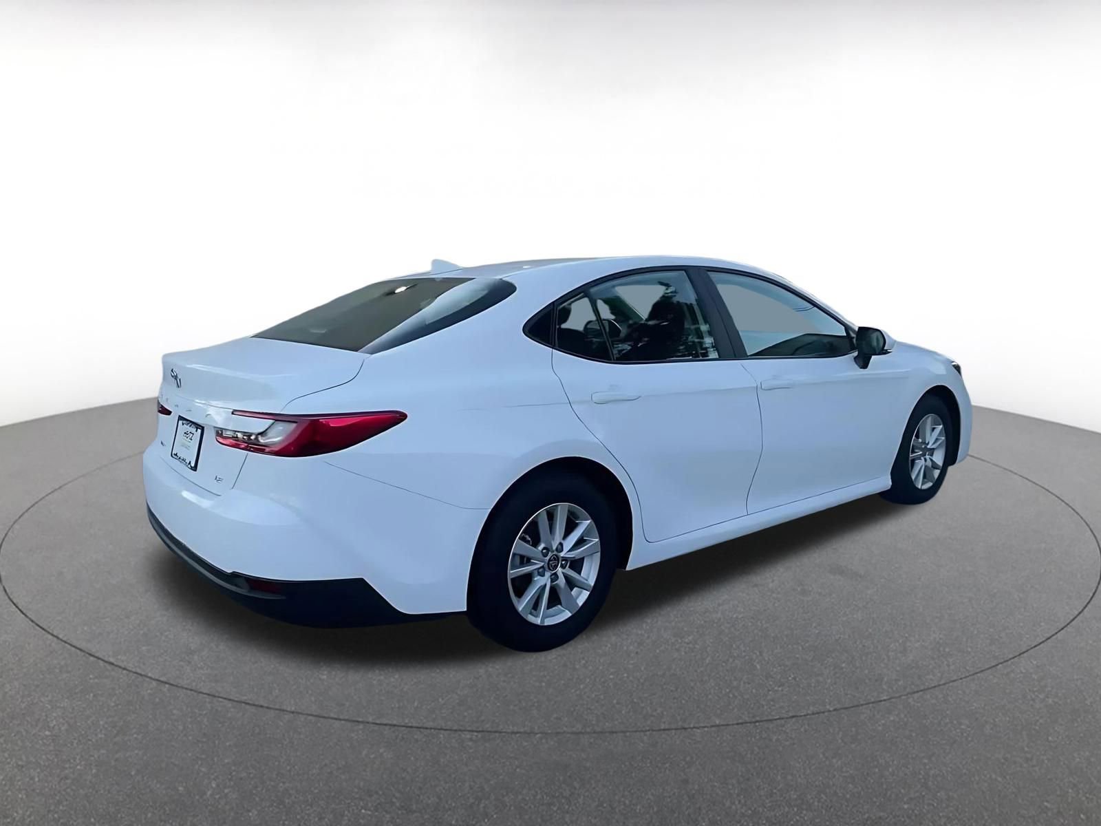 Thumbnail: 2025 Toyota Camry - 15