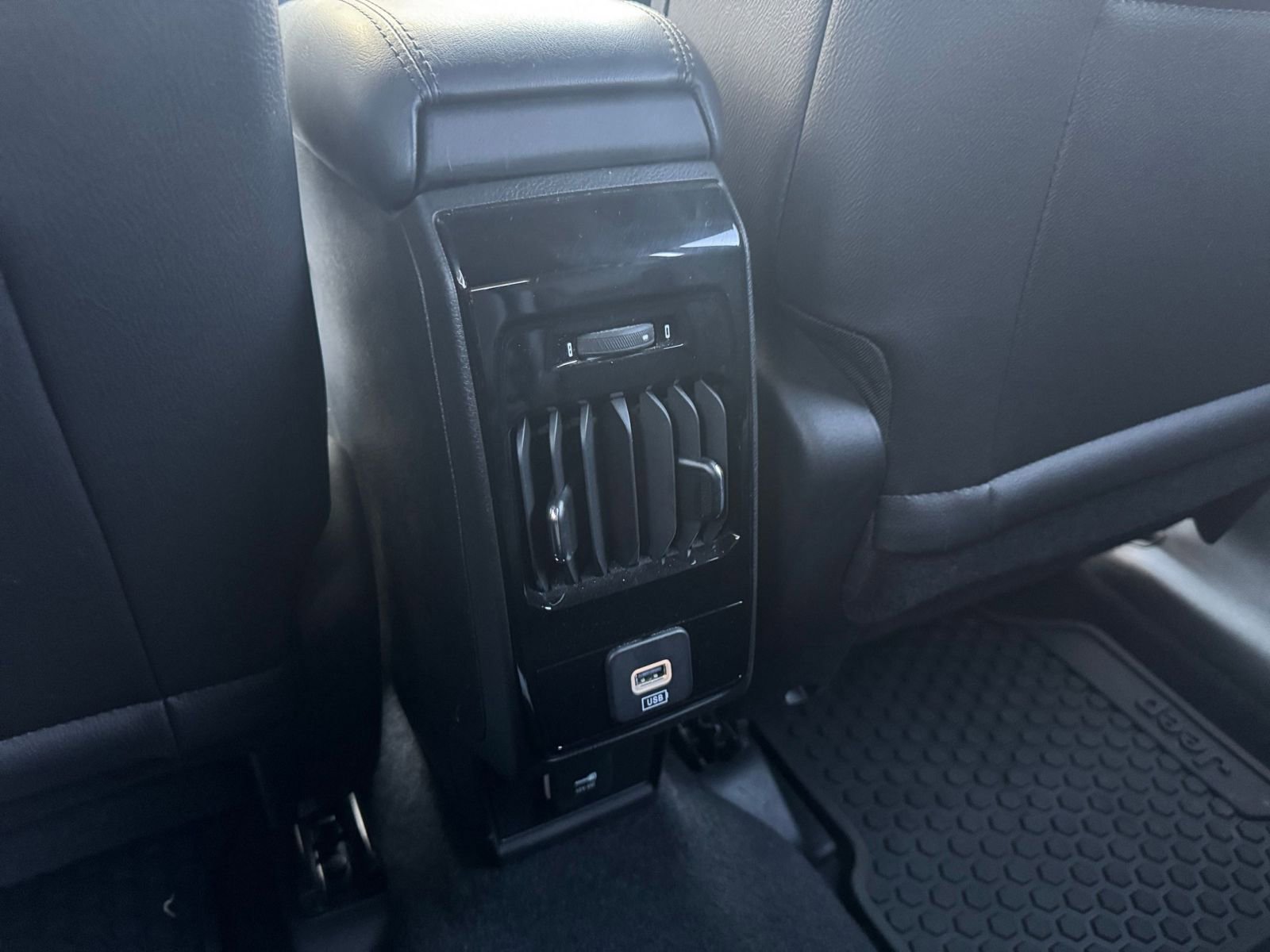 Thumbnail: 2025 Jeep Compass - 22