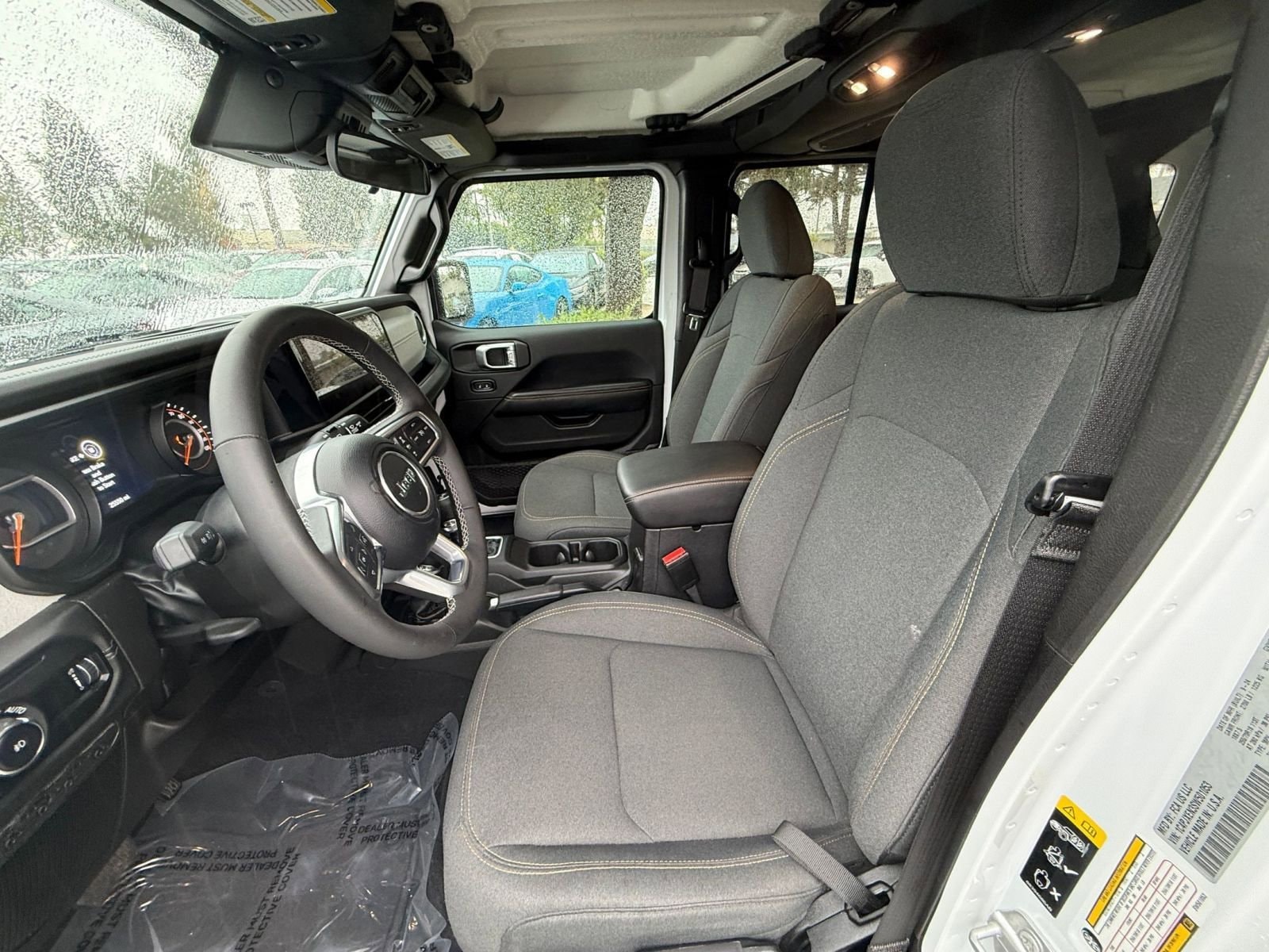 Thumbnail: 2025 Jeep Wrangler - 23