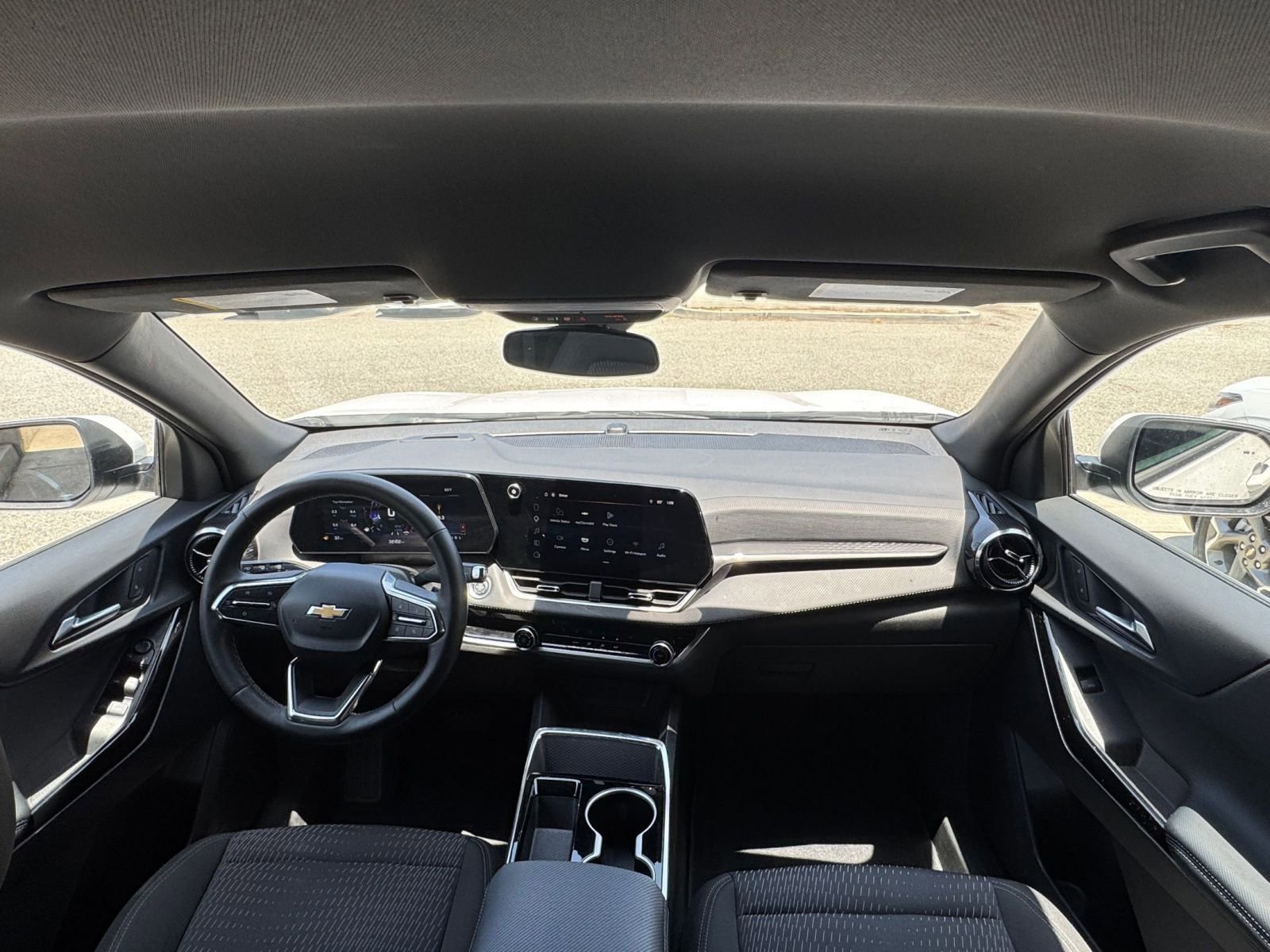 Thumbnail: 2025 Chevrolet Equinox - 33