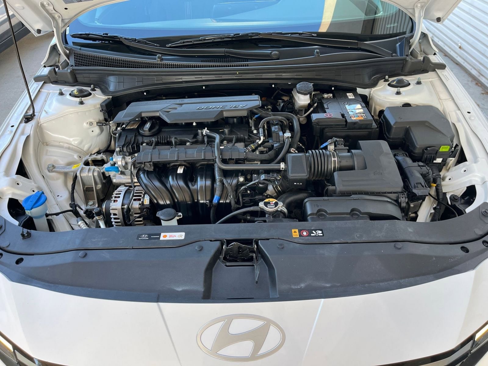 Thumbnail: 2025 Hyundai Elantra - 32