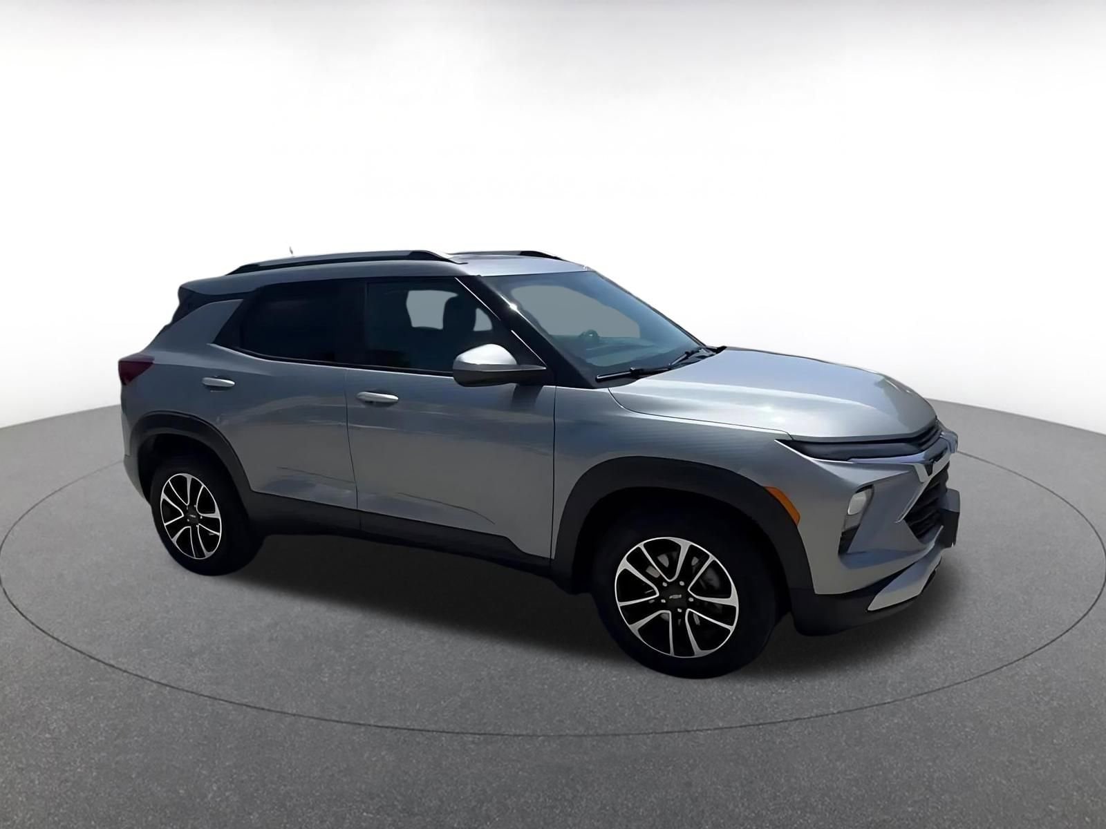 Thumbnail: 2025 Chevrolet TrailBlazer - 2