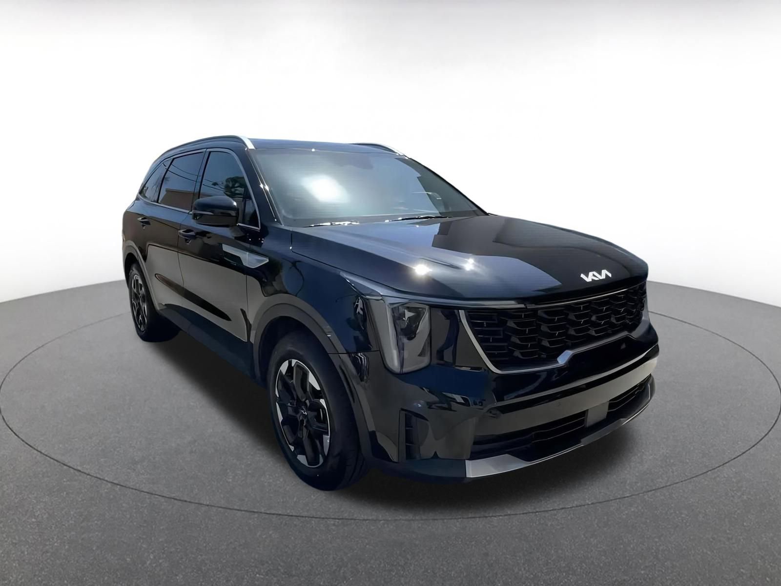 Thumbnail: 2024 Kia Sorento - 3