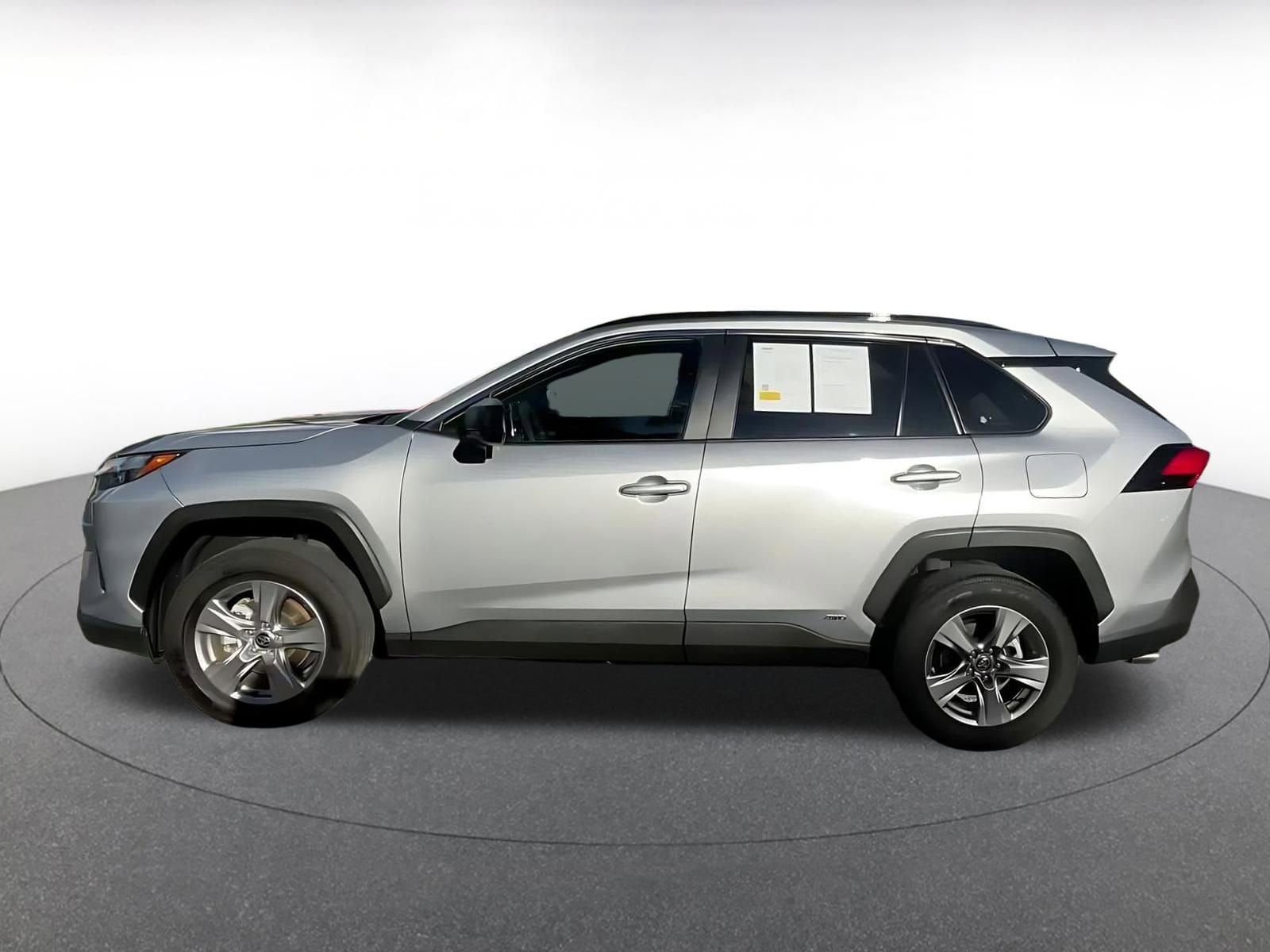 Thumbnail: 2025 Toyota RAV4 - 9