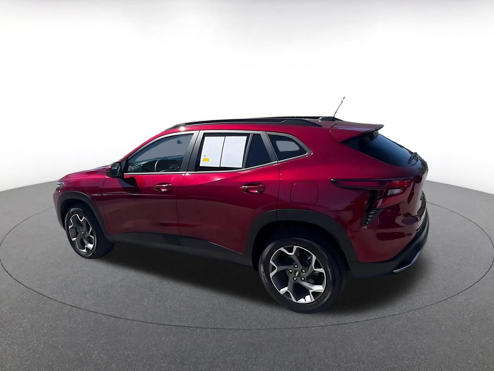 Thumbnail: 2025 Chevrolet Trax - 10