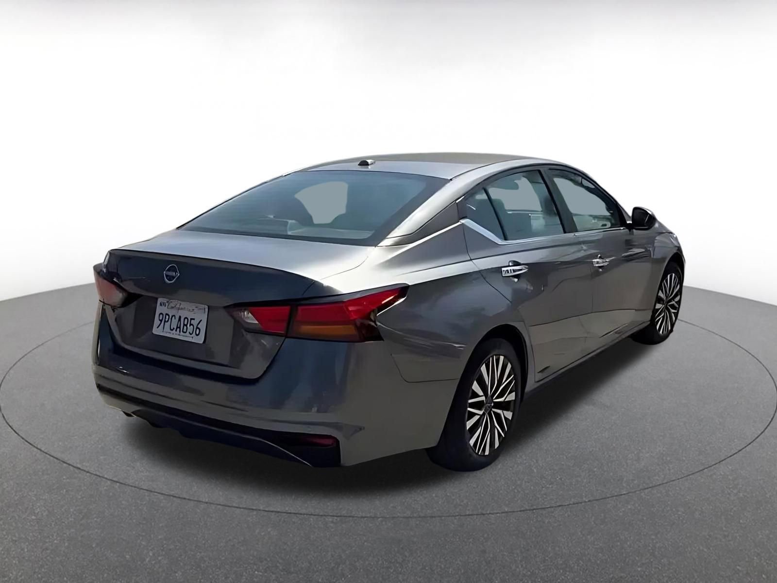 Thumbnail: 2025 Nissan Altima - 7