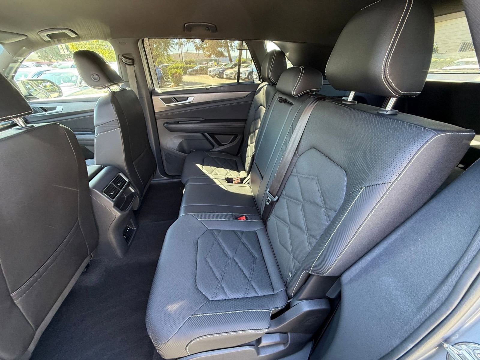 Thumbnail: 2025 Volkswagen Atlas - 22