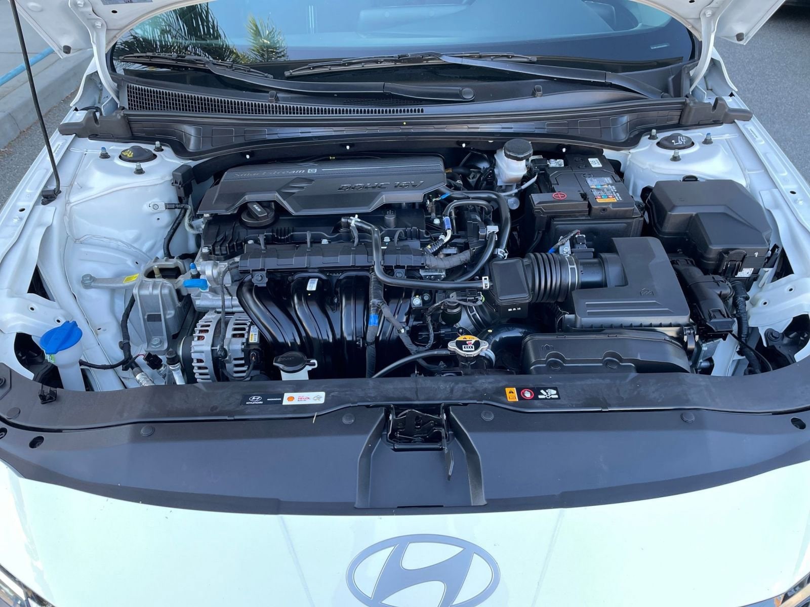 Thumbnail: 2025 Hyundai Elantra - 32