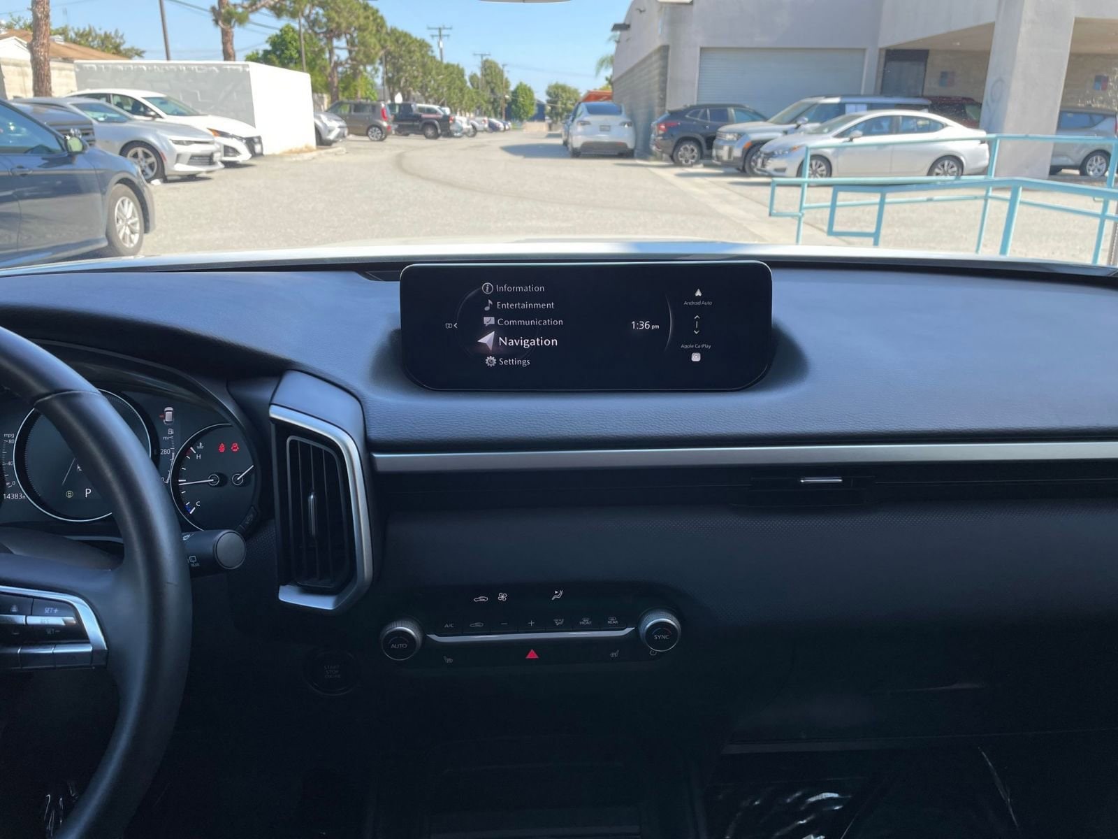 Thumbnail: 2025 Mazda CX-50 - 17