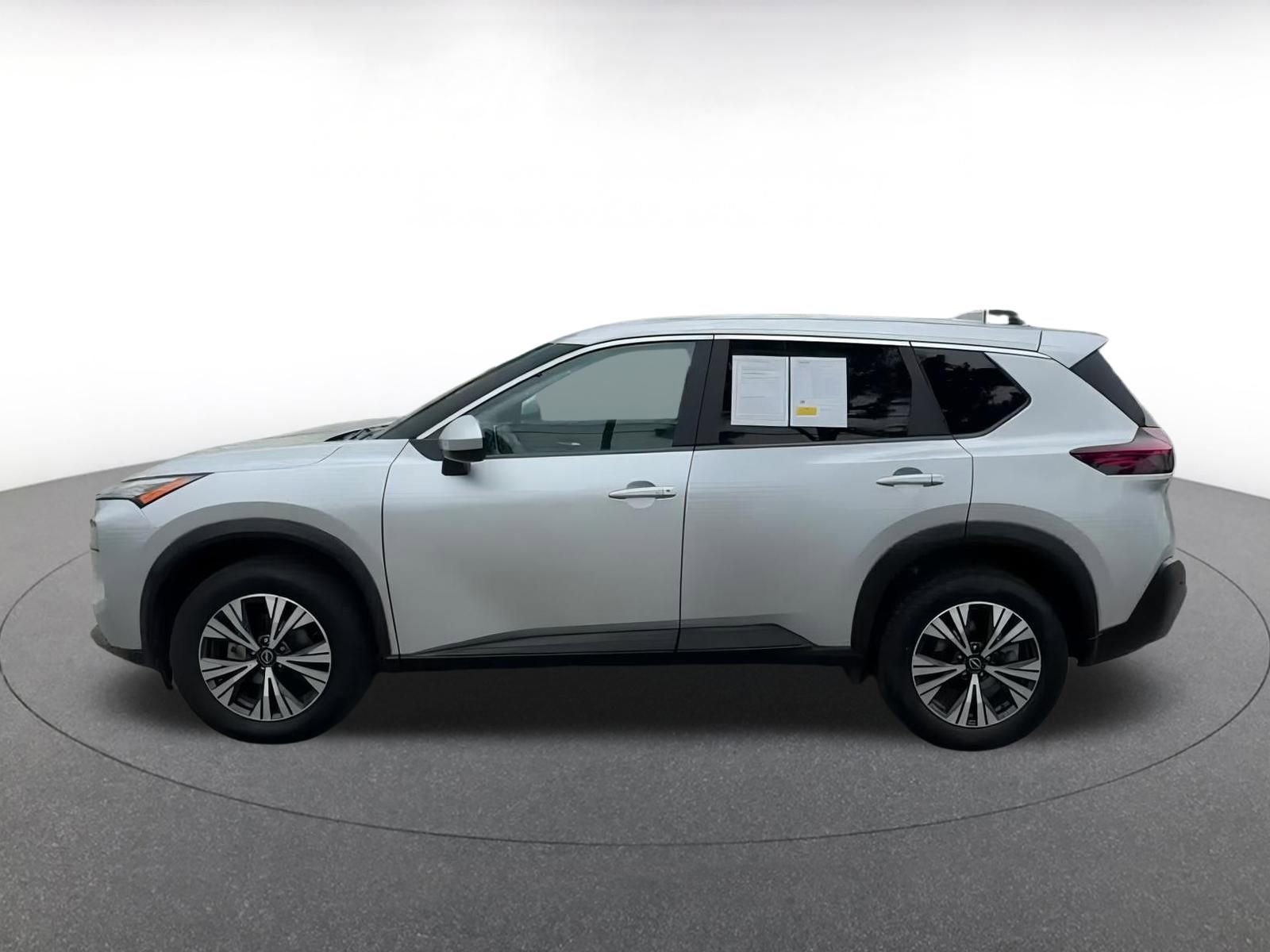 Thumbnail: 2023 Nissan Rogue - 8