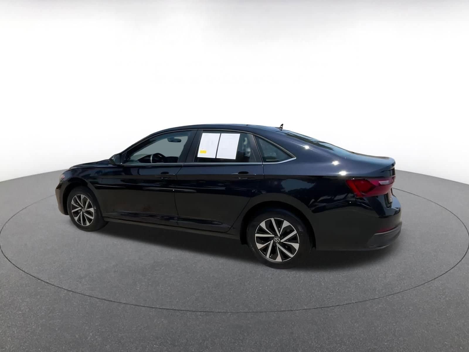 Thumbnail: 2024 Volkswagen Jetta - 10