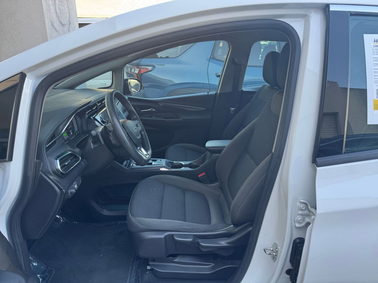 Thumbnail: 2023 Chevrolet Bolt EV - 29