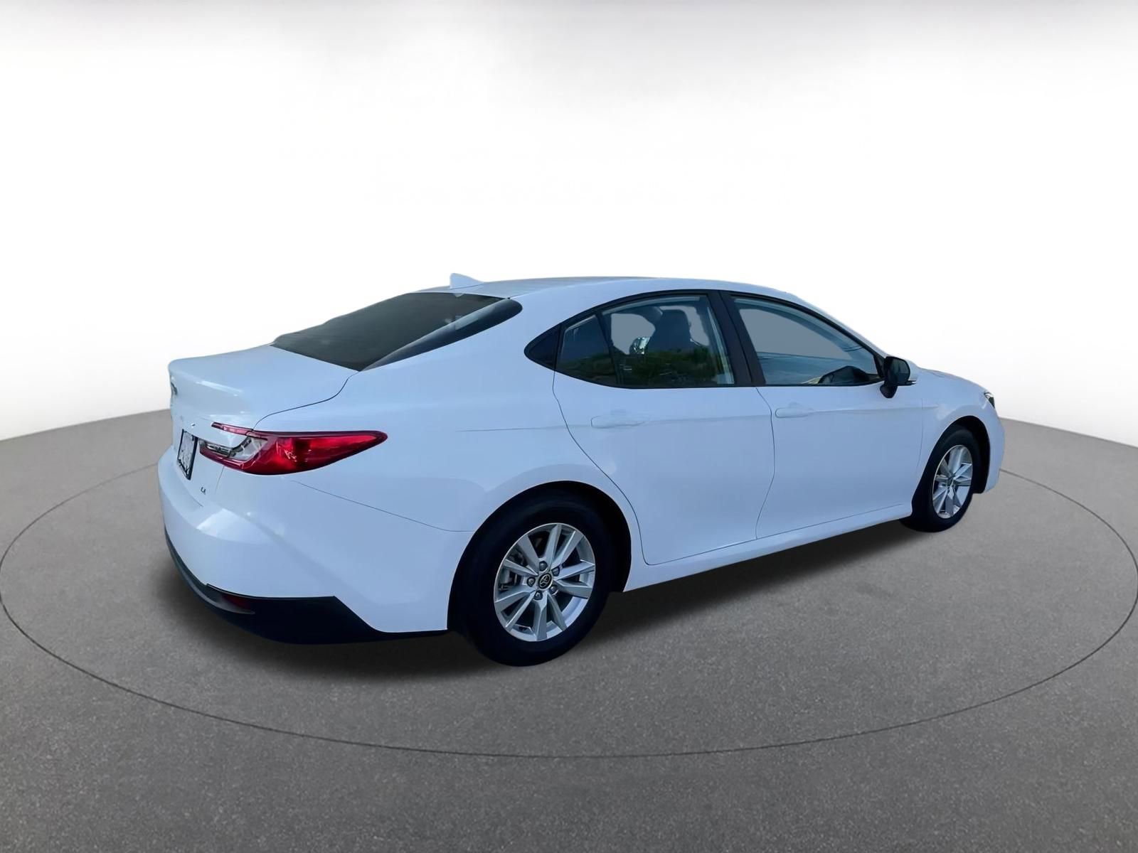 Thumbnail: 2025 Toyota Camry - 15