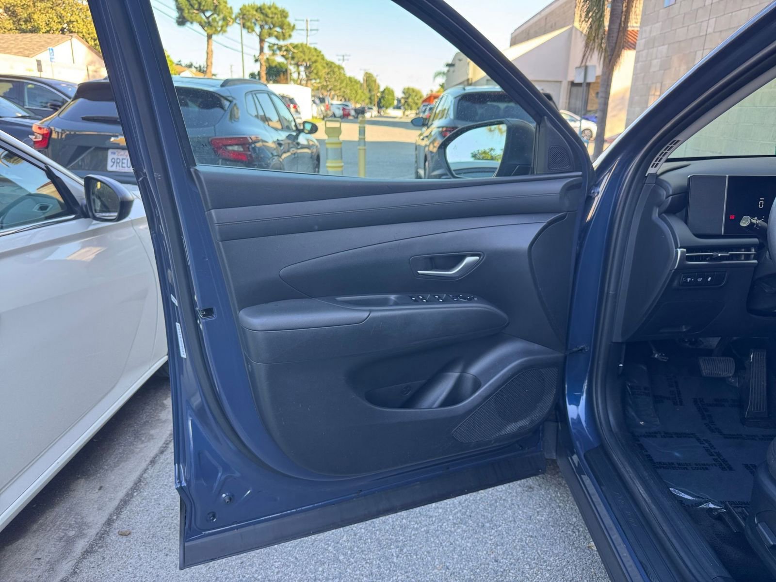 Thumbnail: 2025 Hyundai Tucson - 18