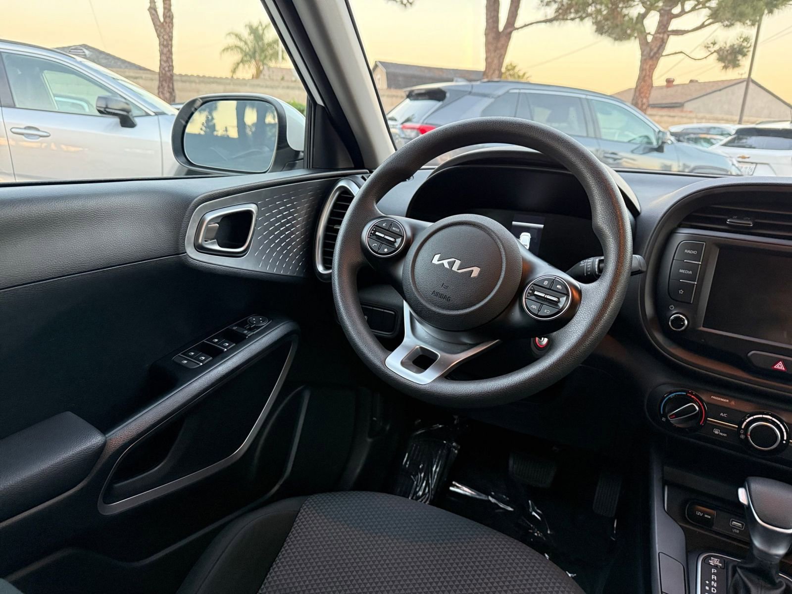 Thumbnail: 2025 Kia Soul - 30