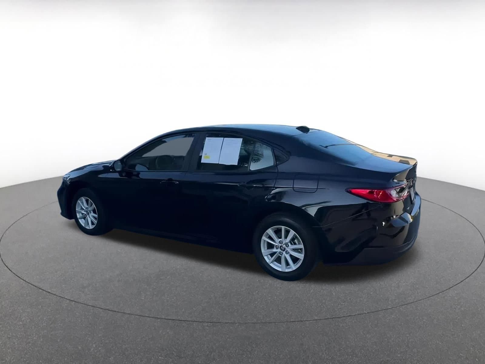 Thumbnail: 2025 Toyota Camry - 14