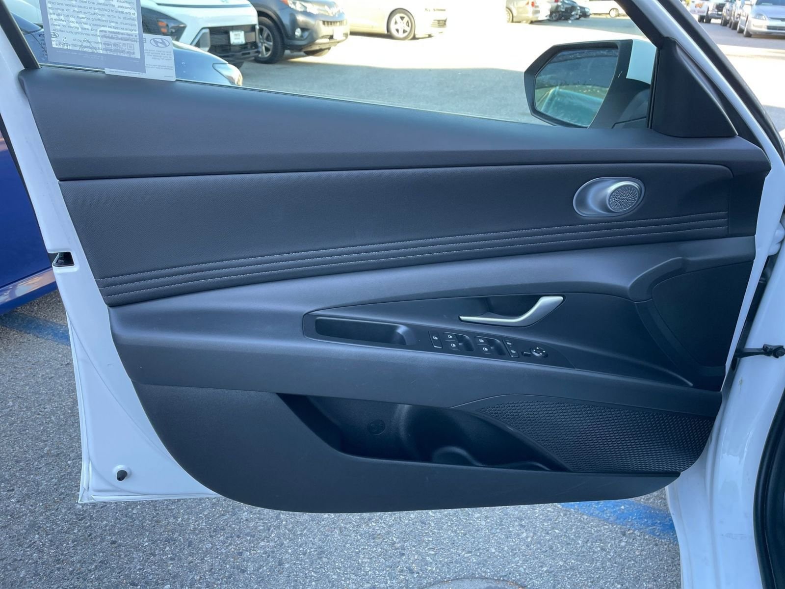 Thumbnail: 2025 Hyundai Elantra - 20