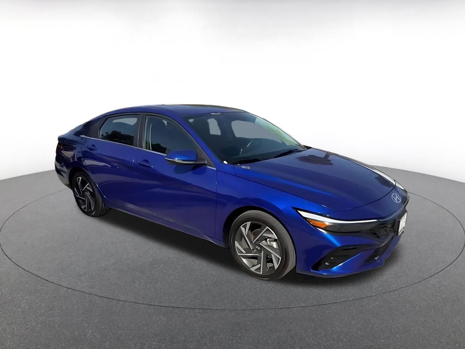 Thumbnail: 2025 Hyundai Elantra - 2