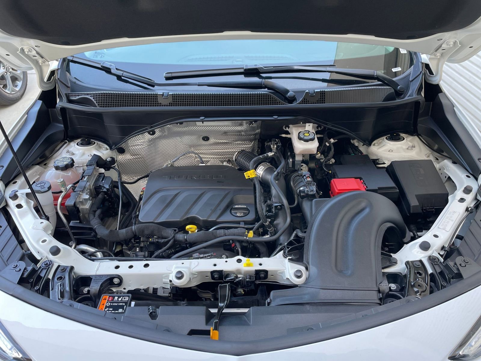 Thumbnail: 2025 Buick Encore GX - 32