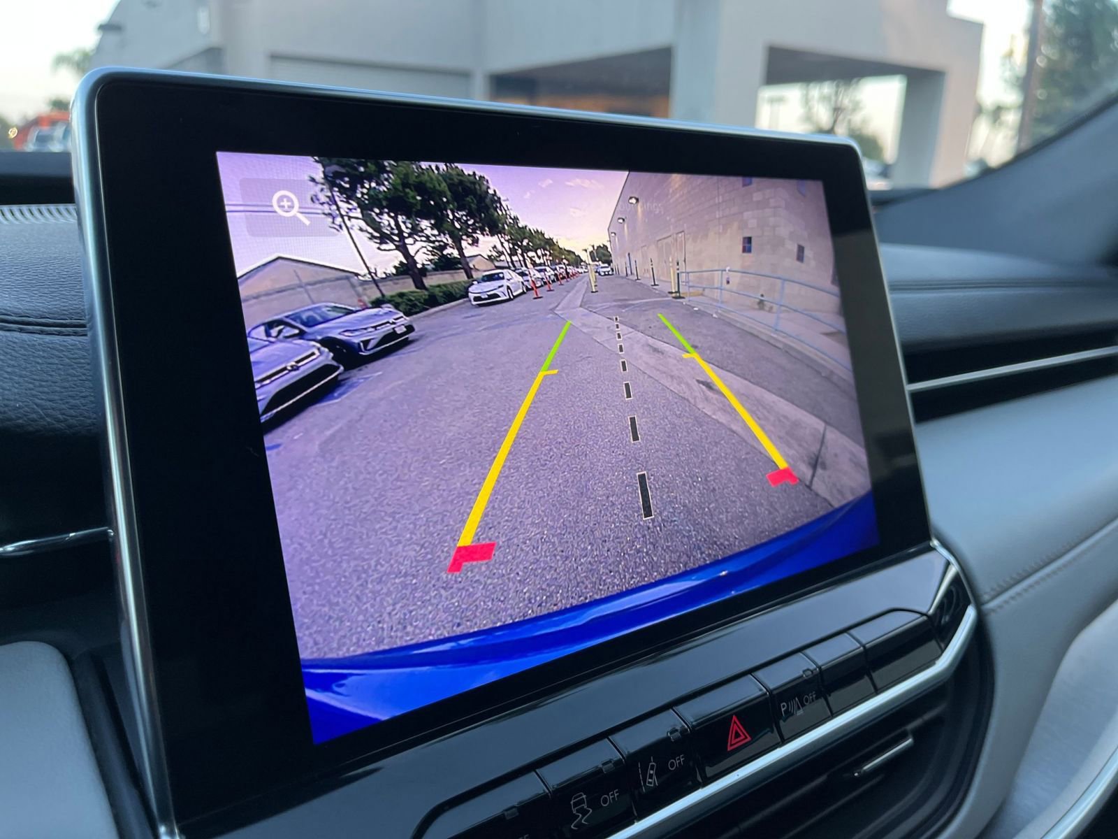 Thumbnail: 2025 Jeep Compass - 17