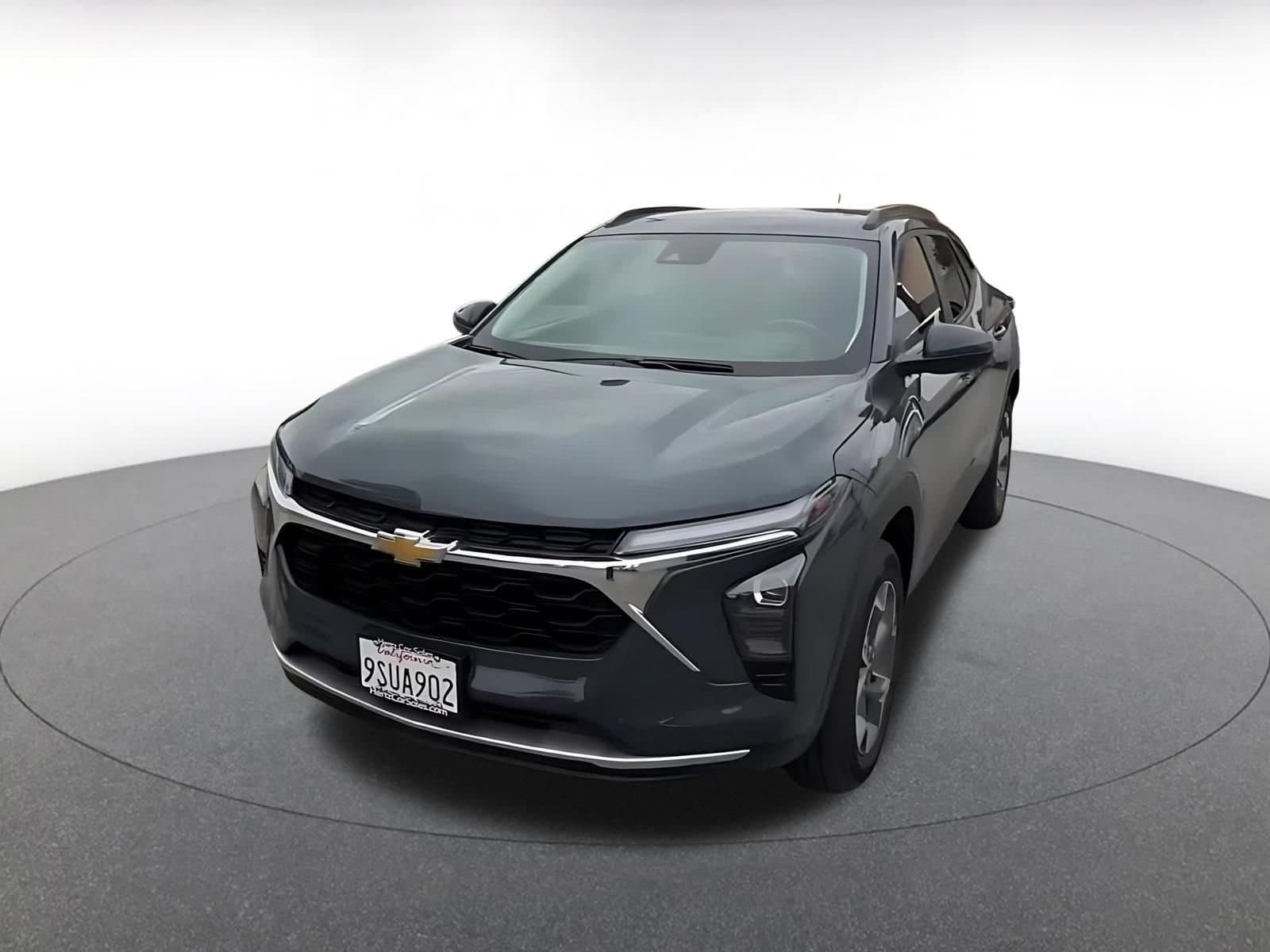 Thumbnail: 2025 Chevrolet Trax - 5