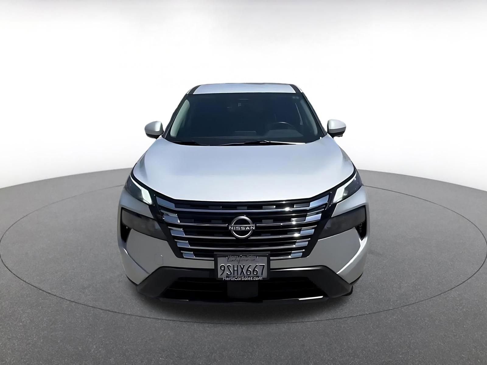 Thumbnail: 2025 Nissan Rogue - 4