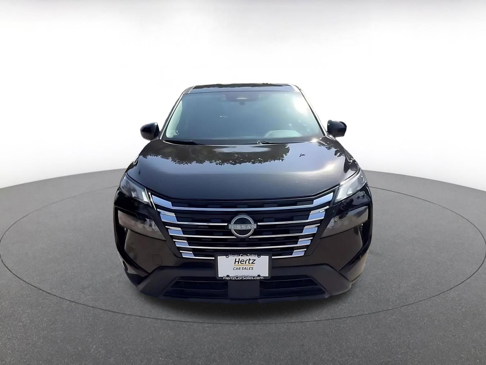Thumbnail: 2025 Nissan Rogue - 4