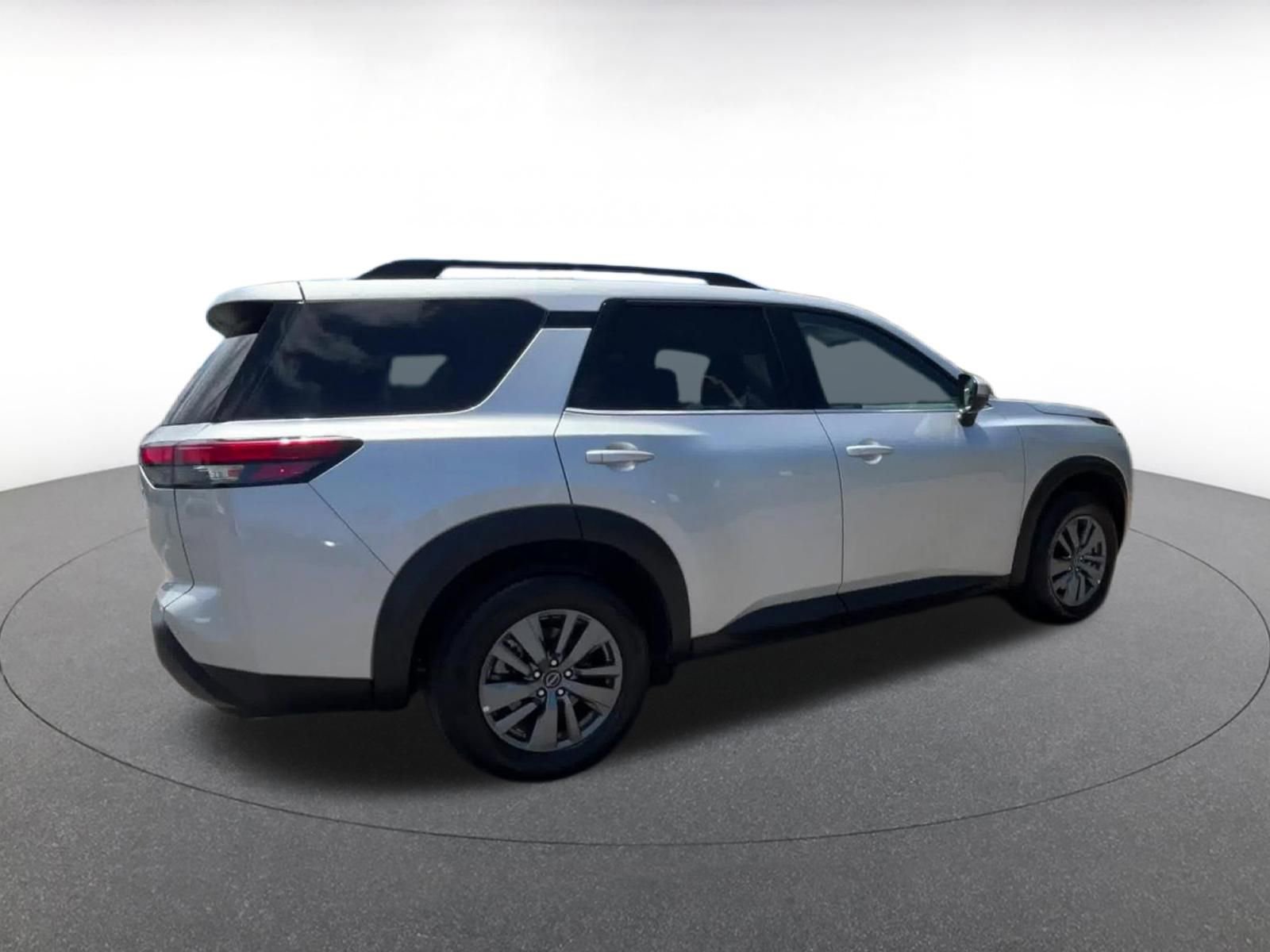 Thumbnail: 2025 Nissan Pathfinder - 15