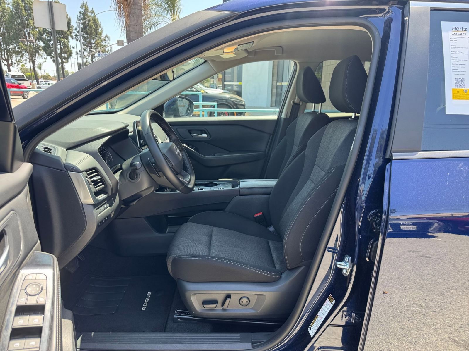 Thumbnail: 2025 Nissan Rogue - 29