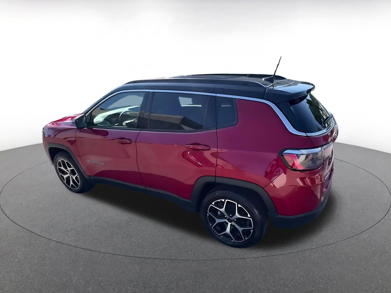 Thumbnail: 2025 Jeep Compass - 9