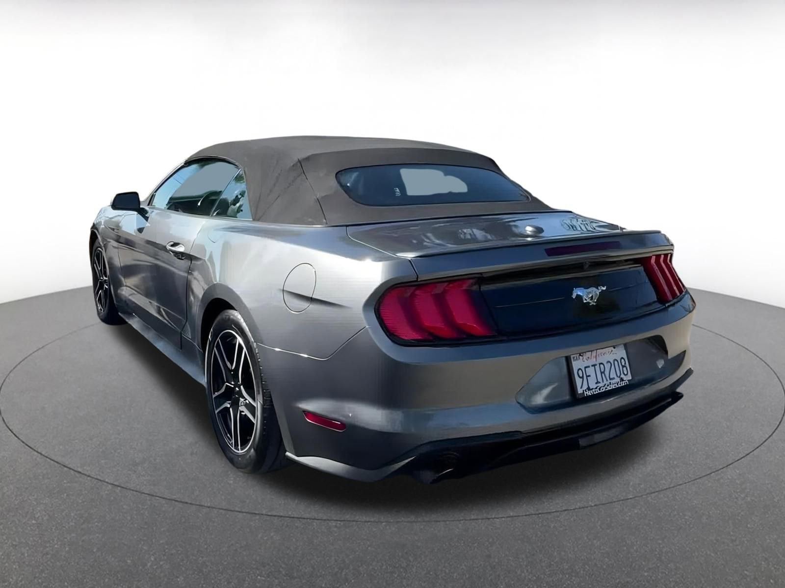 2023 Ford Mustang  11